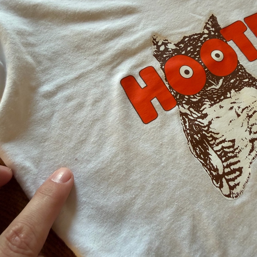 Hooters genuine tshirt white womens large crop top - Picture 5 of 5